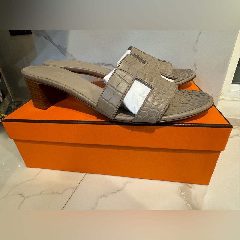 Hermes Oasis Custom Alligator Sandals Size 41.5 - Picture 7 of 15